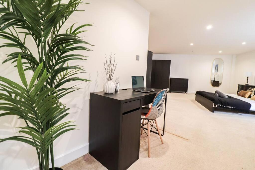 Camber Hill - Long Stay Offer London Bagian luar foto